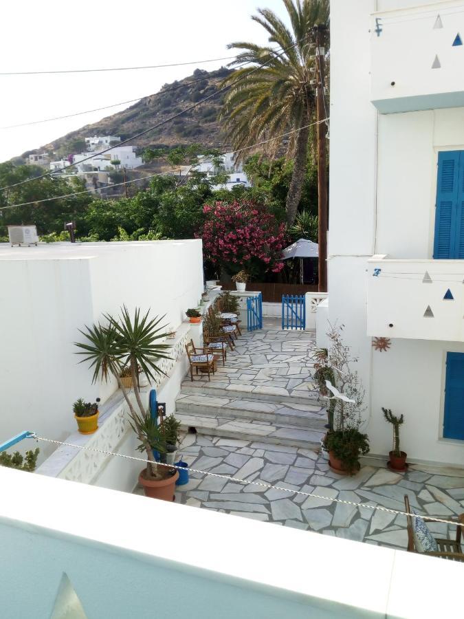 Agnes Rooms Kini Exterior photo